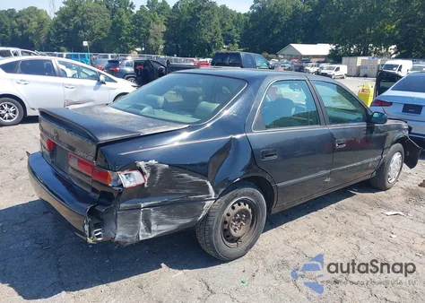 1997 Toyota Camry Le from USA, damaged, VIN 4T1BG22K8VU065740